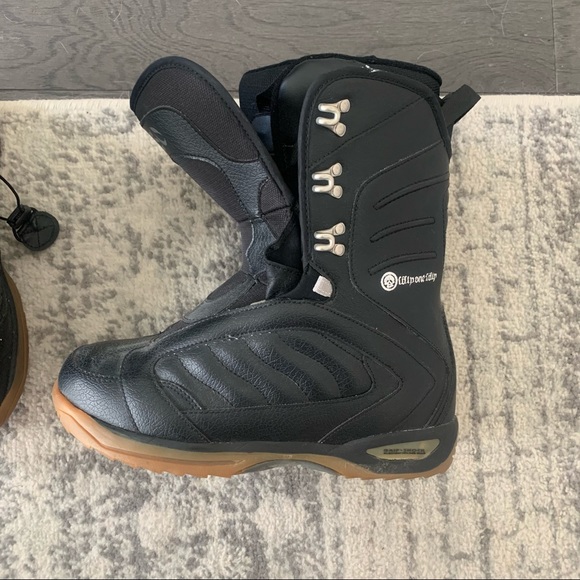 5150 || Snowboarding Boots - Picture 8 of 12